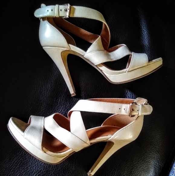 Nine West Heels - Picture 2 of 7